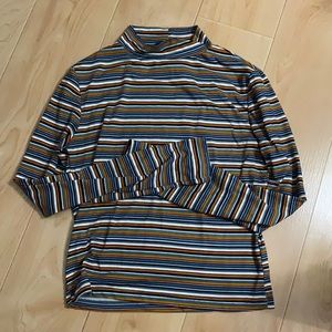 FOREVER 21 LONG SLEEVE SIZE S !